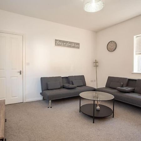 Watford Central Serviced Apartments 2 Exteriör bild