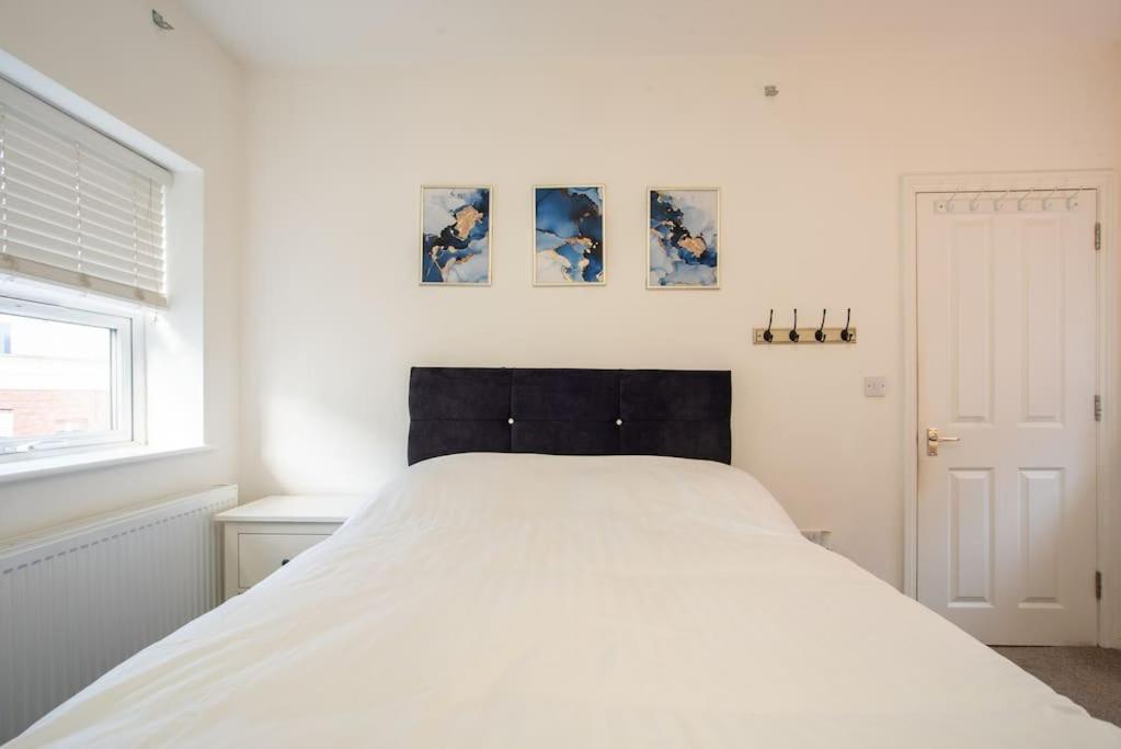 Watford Central Serviced Apartments 2 Exteriör bild