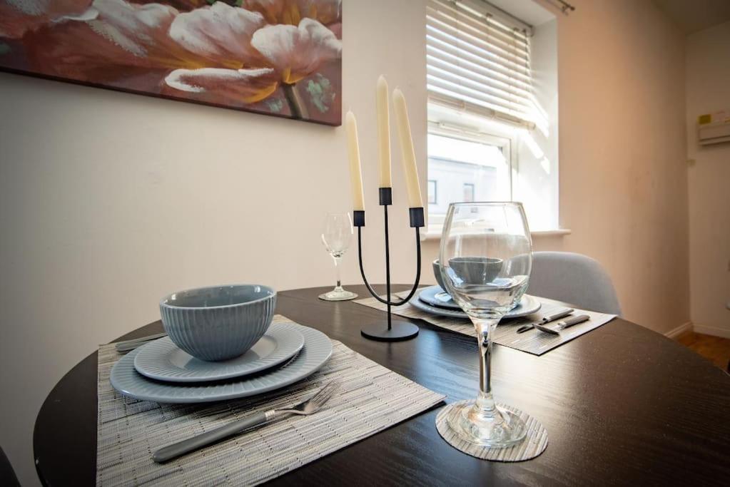 Watford Central Serviced Apartments 2 Exteriör bild